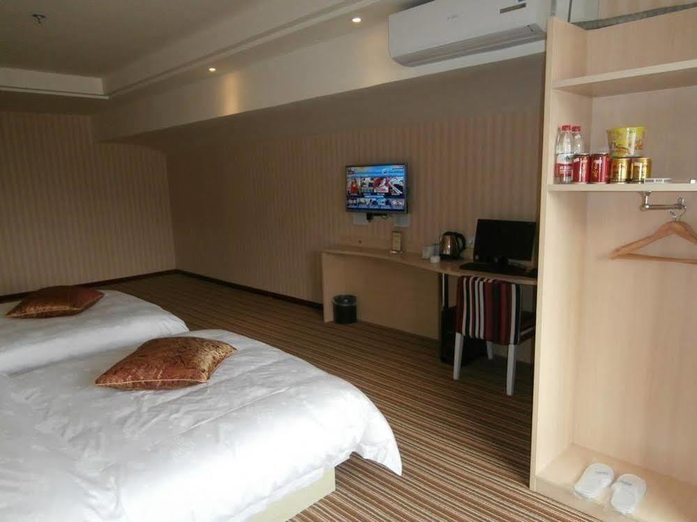 Haoke Fengshang Hotel Zigong Экстерьер фото